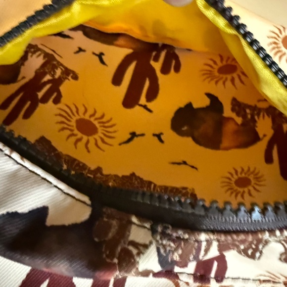 Montana West Bison and Cactus Print Backpack - Picture 3 of 11